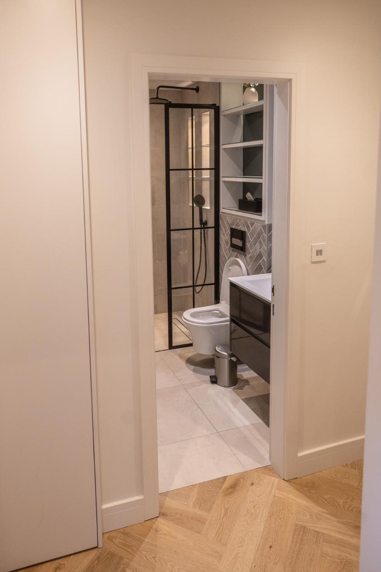 Modern, Stylish Newly Refurbished 2Nd Floor Apartment In Fitzrovia Лондон Екстериор снимка