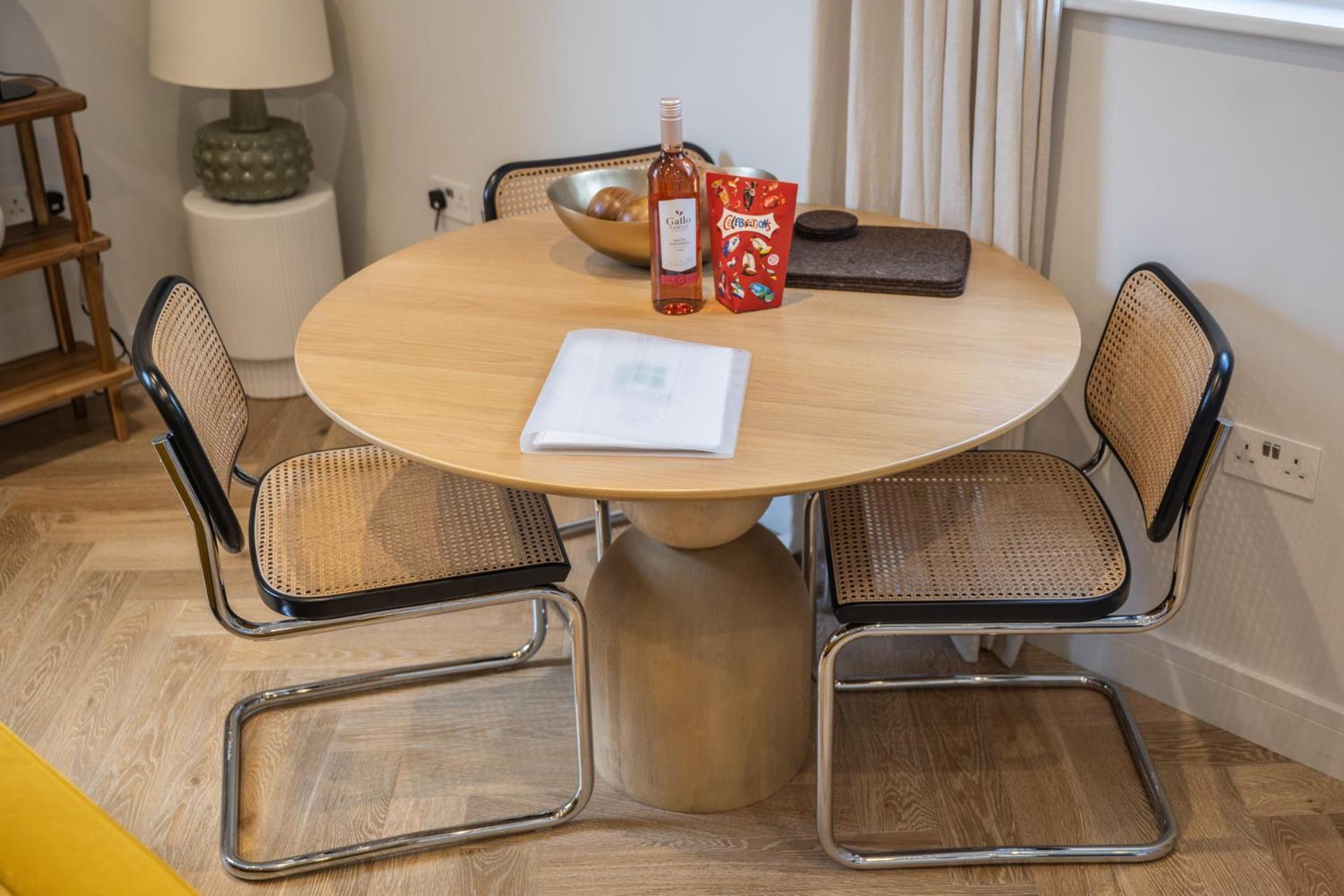 Modern, Stylish Newly Refurbished 2Nd Floor Apartment In Fitzrovia Лондон Екстериор снимка
