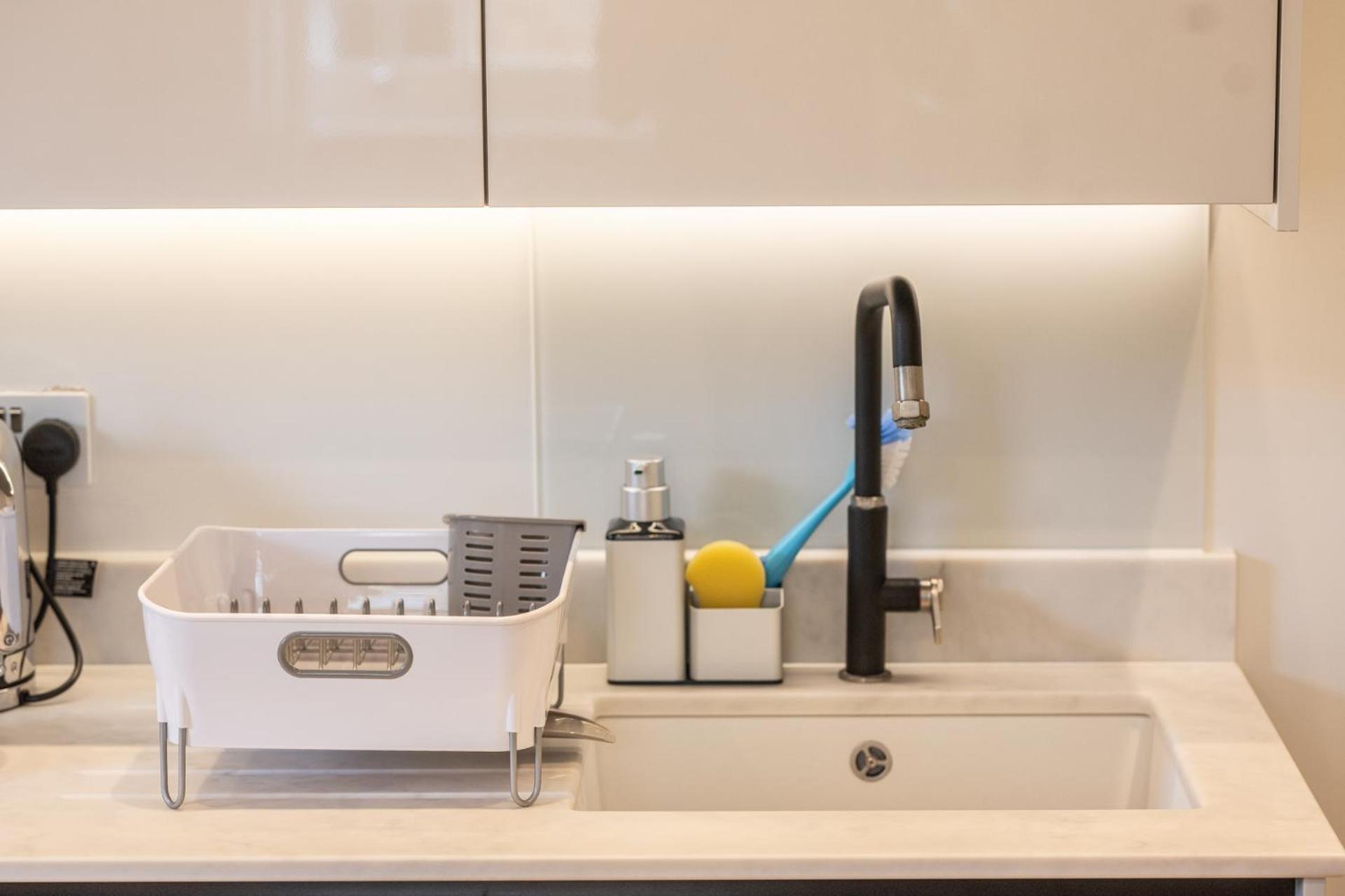 Modern, Stylish Newly Refurbished 2Nd Floor Apartment In Fitzrovia Лондон Екстериор снимка